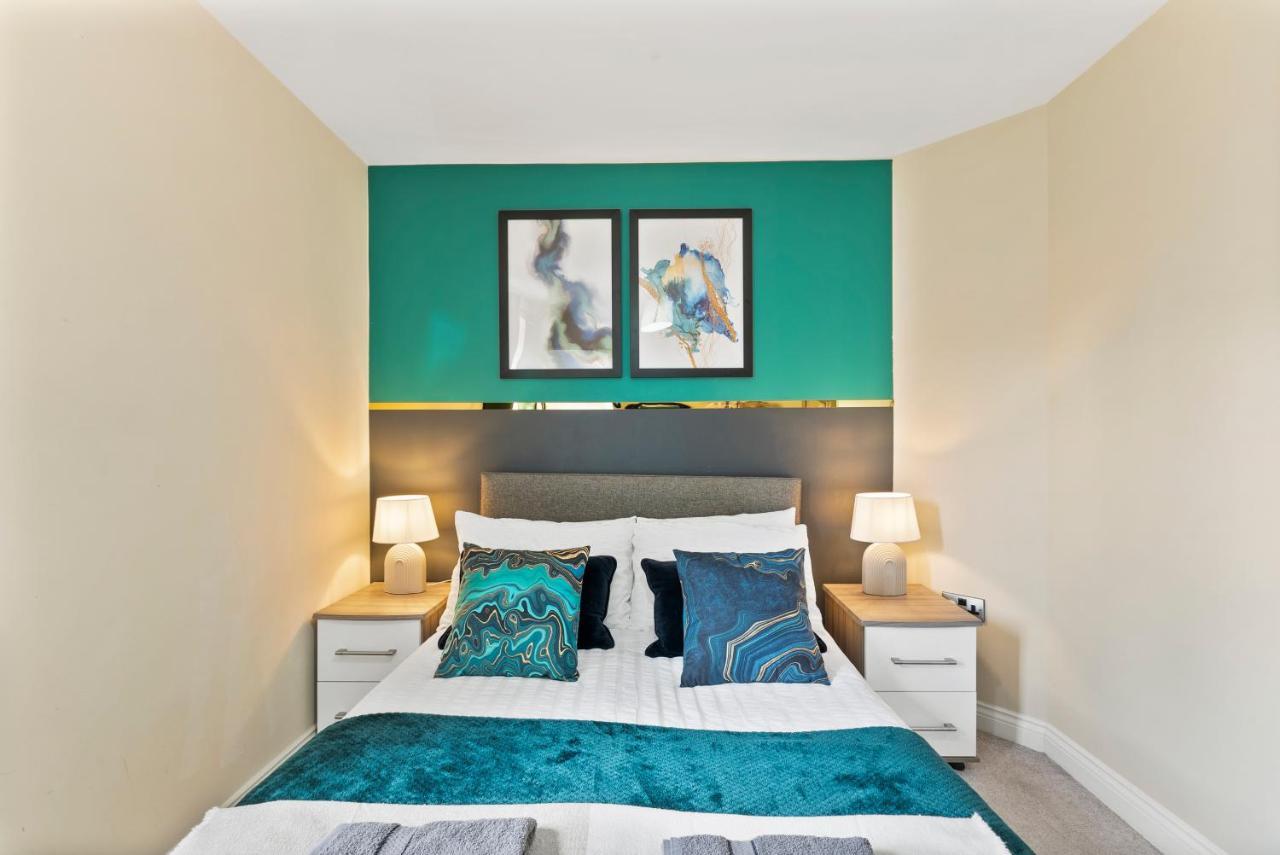 Central Leeds Gem - Parking - Sleeps 6 Apartment Luaran gambar